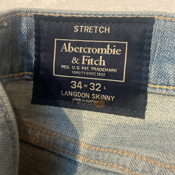 ABERCROMBIE & FITCH Stretch NWT 34 X 32 Langdon Skinny Jeans - Picture 2 of 9